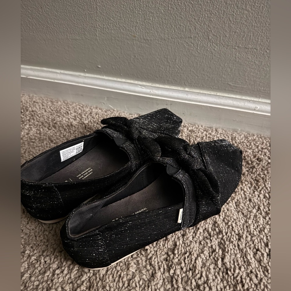 Toms